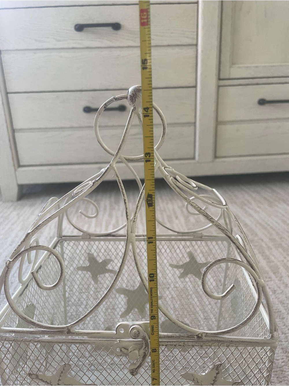 White Coastal Decorative Metal Box with Starfish & Shell Details - Picture 11 of 14